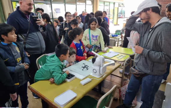 Go en el Día del Ajedrez Escolar